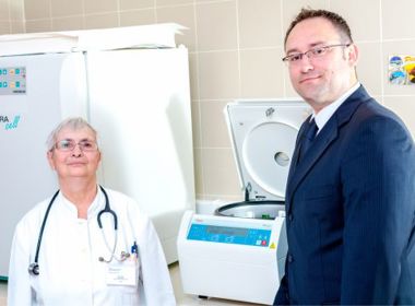 PBZ Card donirao Klinici za dječje bolesti KBC-a Split centrifugu neophodnu za rad Laboratorija za humanu genetiku