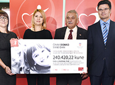 PBZ grupa donirala 240.420 kuna Centru za rehabilitaciju "Ozalj"