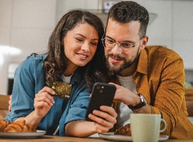 Nagradna igra „Nagrade su ti blizu ako imaš Premium Visu!”