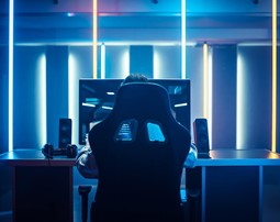 Kako kontrolirati troškove online dječjih igrica