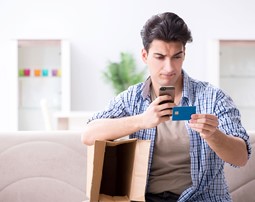 Nikada ne šaljite sliku kartice!